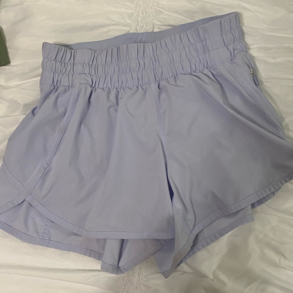 Lululemon tracker shorts